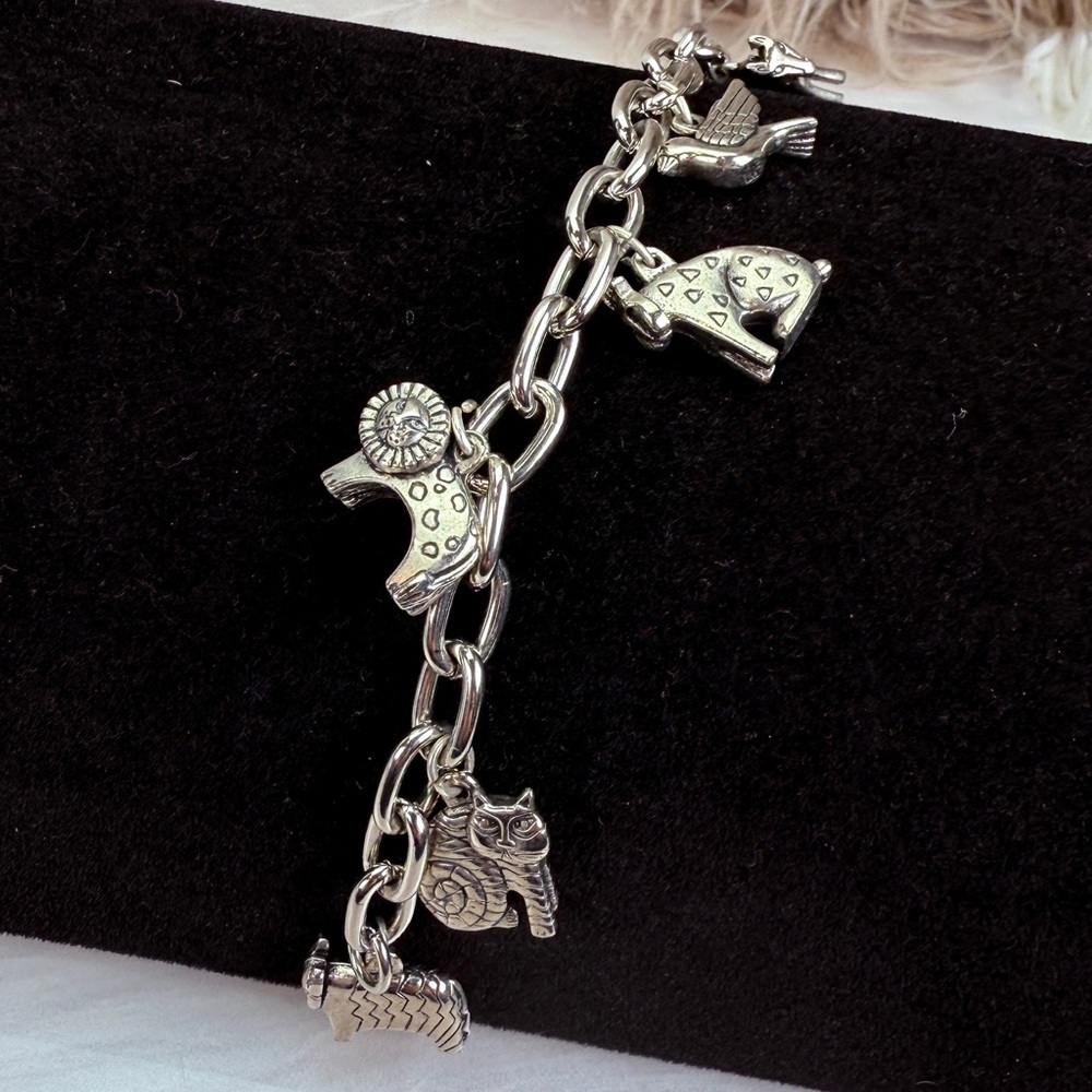 Vintage Silvertone Animal Charm Weighted Bracelet